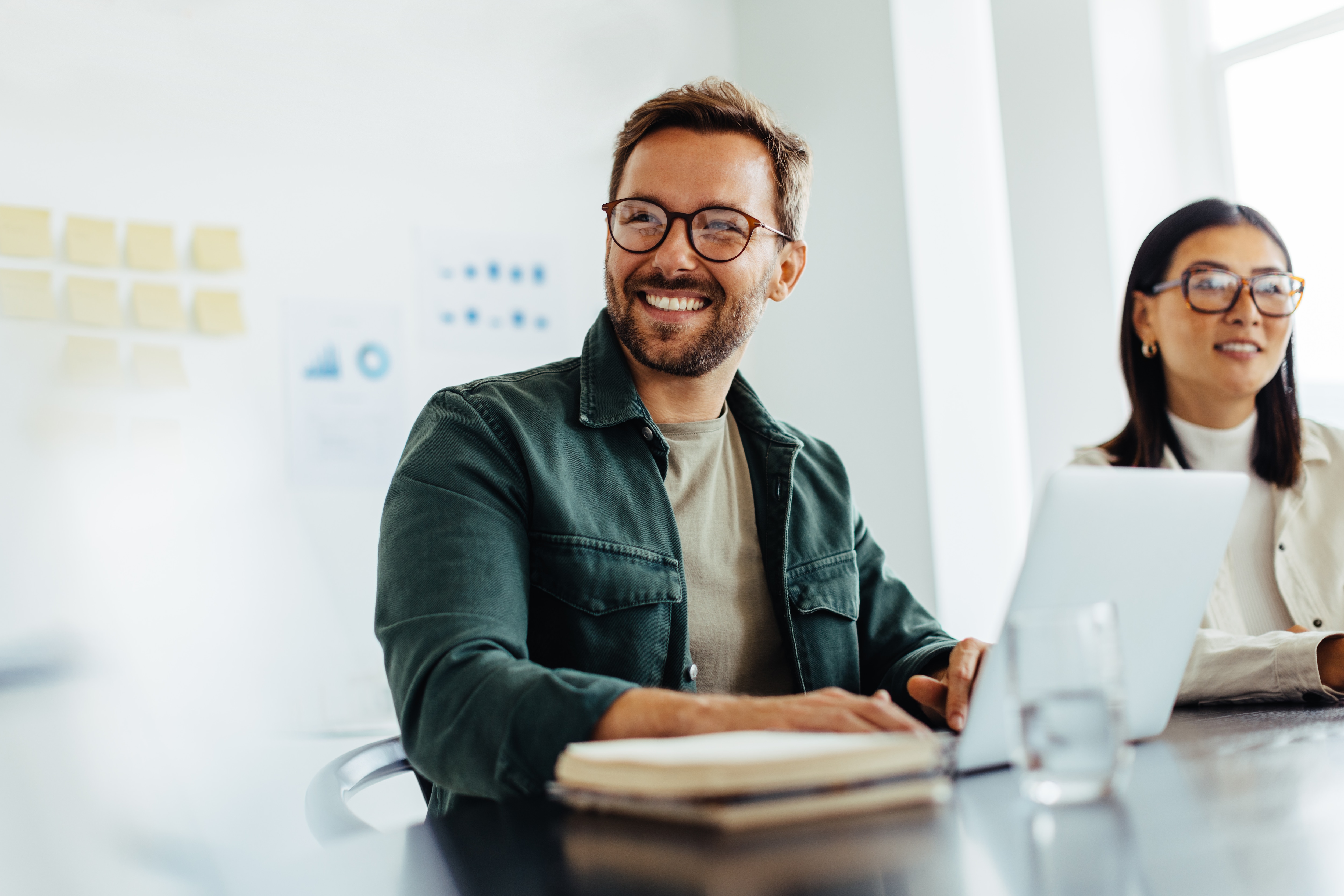 2 employees in the meeting